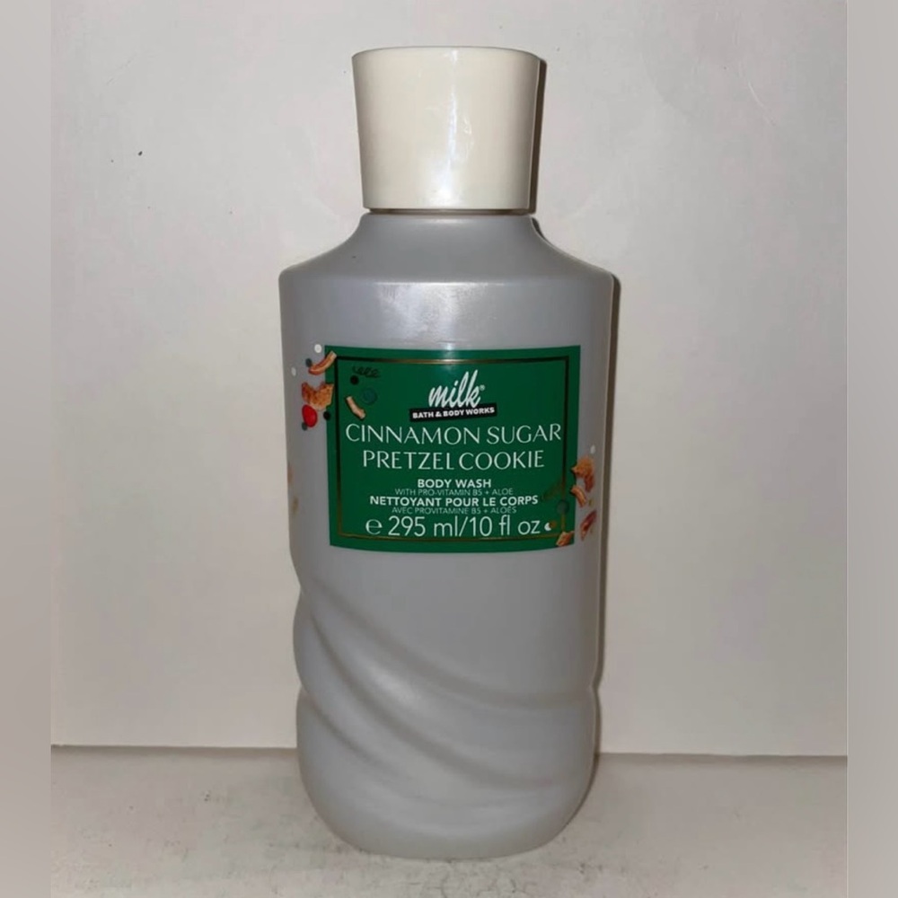 Bath & Body Works Milk Bar Cinnamon Sugar Pretzel Cookie Body Wash 10oz New